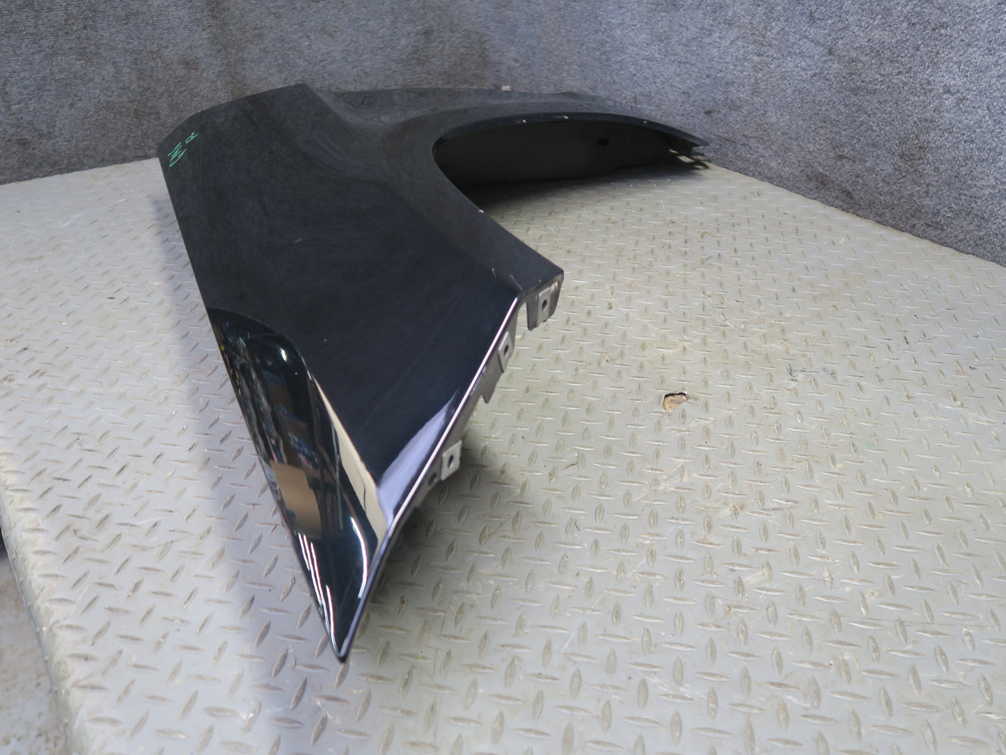 2013-2018 Mercedes X166 GLS450 Front Left Side Fender Shell Panel Black
