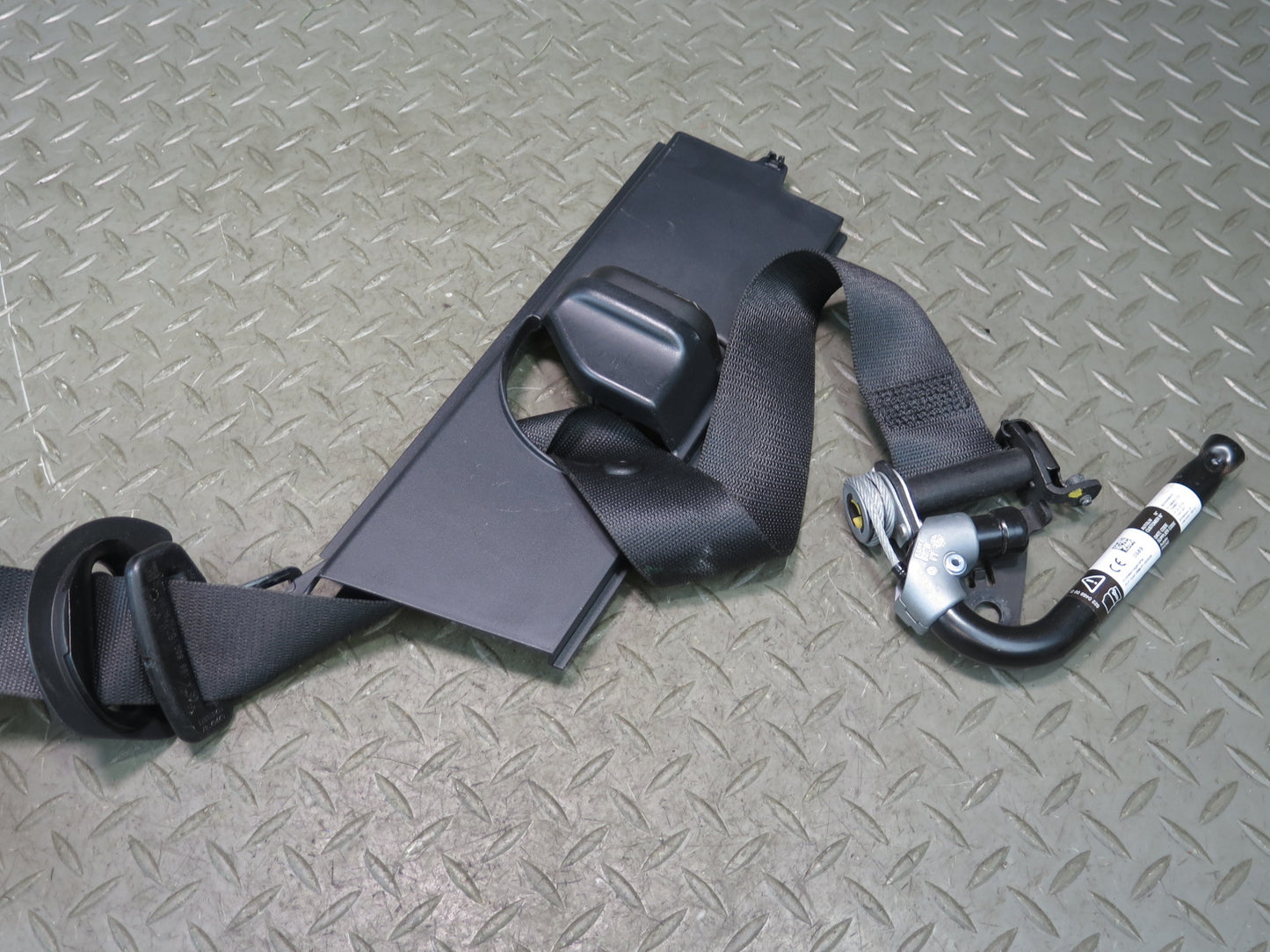 17-19 MERCEDES X166 GLS450 SET OF 2 FRONT RIGHT & LEFT SEATBELT RETRACTOR OEM