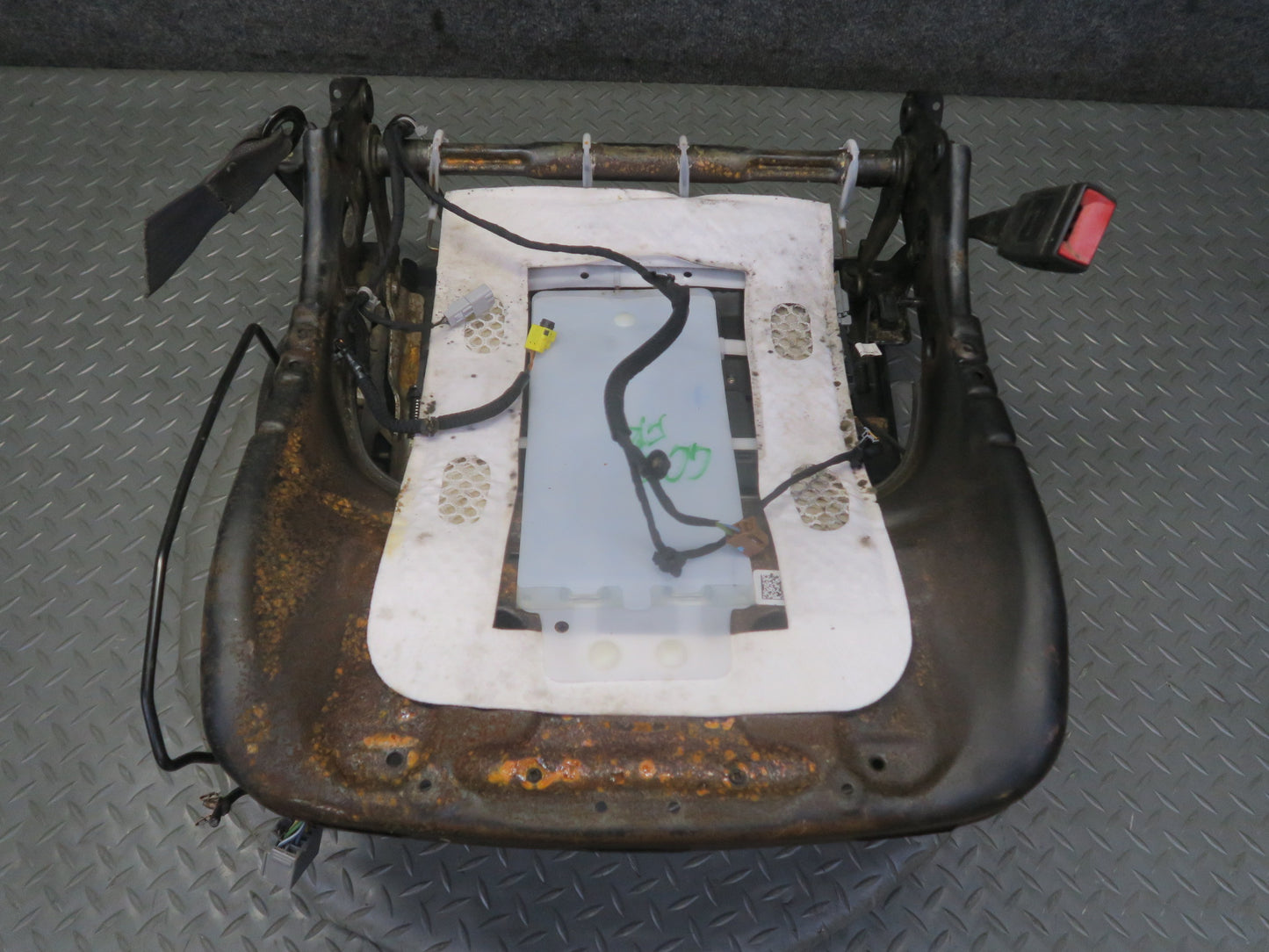 16-19 Chevrolet Camaro SS Front Right Seat Lower Frame Track Rail w Motors OEM