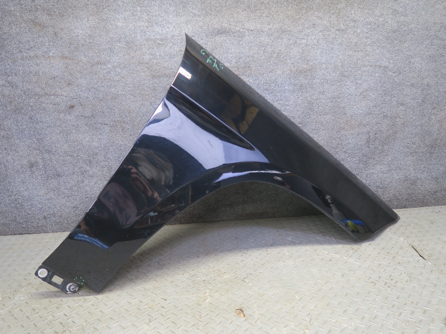 2013-2018 Mercedes X166 GLS450 Front Right Side Fender Shell Panel Black