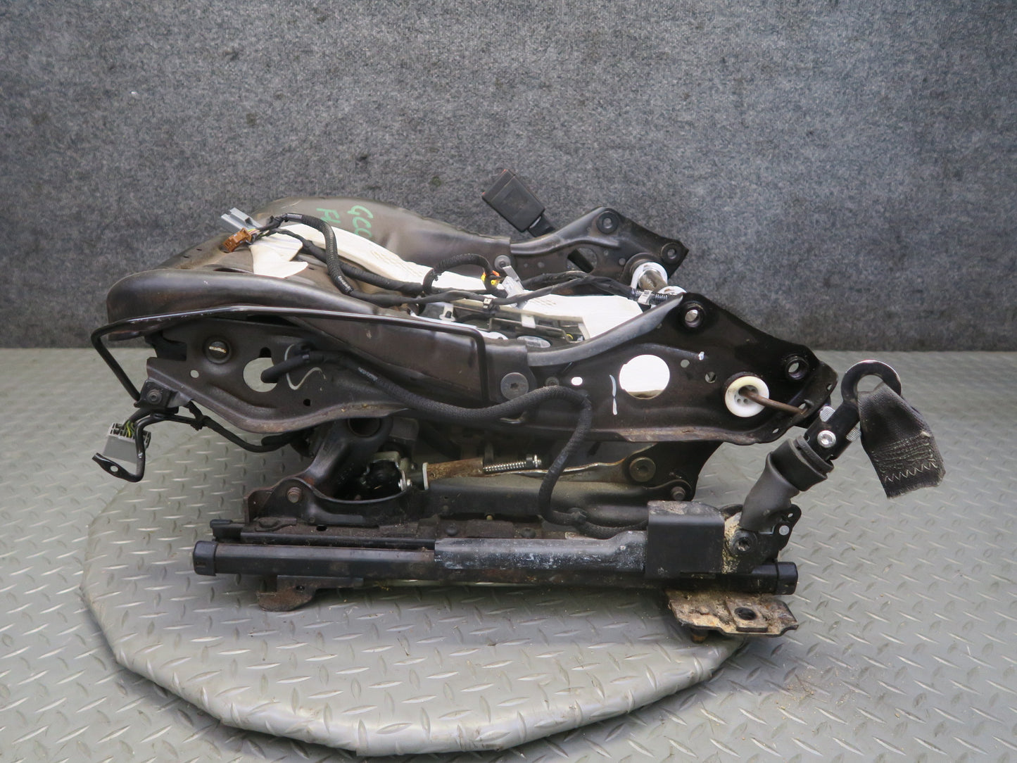 16-19 Chevrolet Camaro SS Front Left Seat Lower Frame Track Rail w Motors OEM