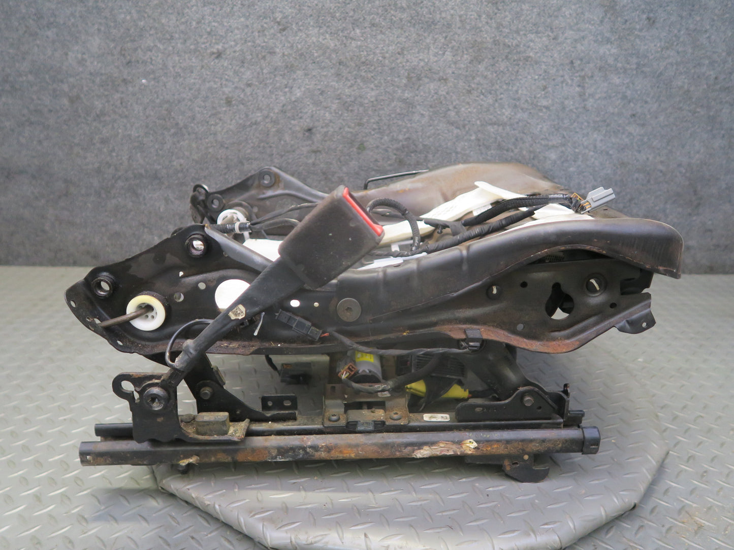 16-19 Chevrolet Camaro SS Front Left Seat Lower Frame Track Rail w Motors OEM
