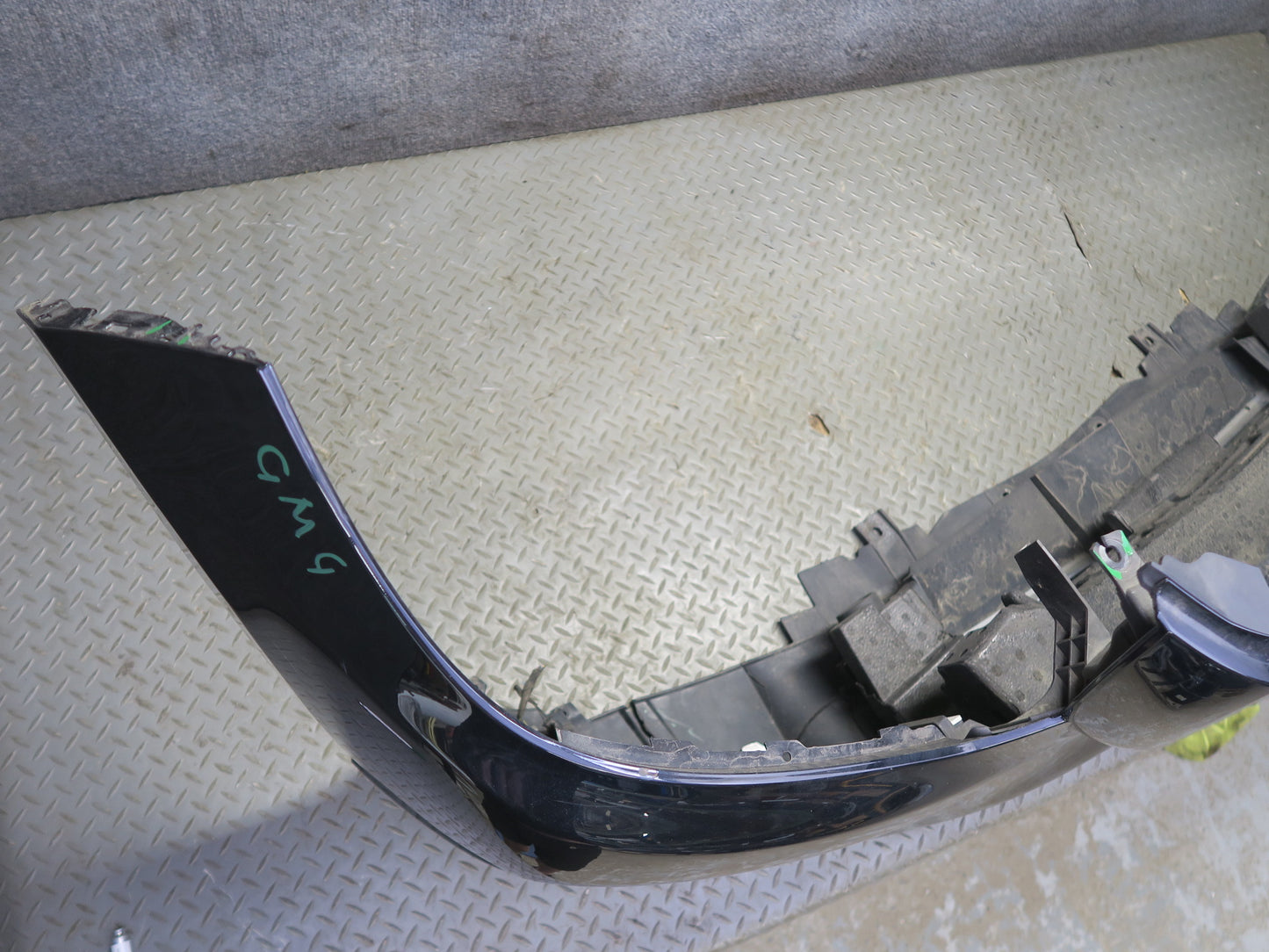 2017-2019 Mercedes X166 GLS450 Front Bumper Cover Panel W/ Camera & PDC Black