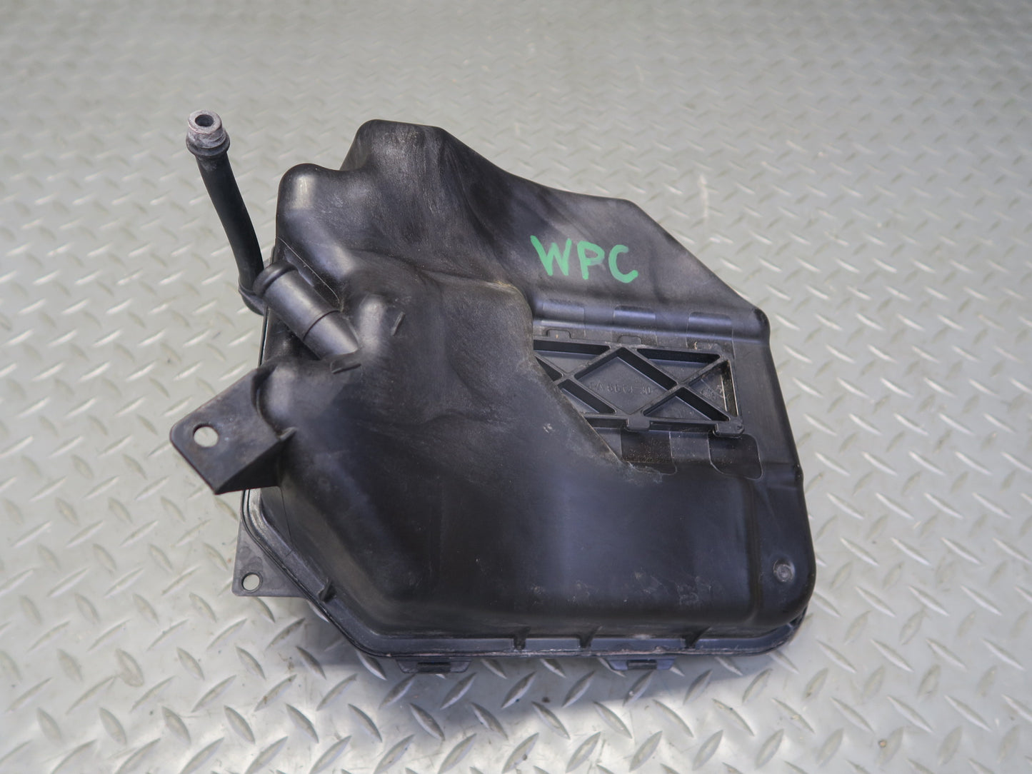 2003-2006 Porsche Cayenne 955 Engine Coolant Expansion Overflow Reservoir Tank