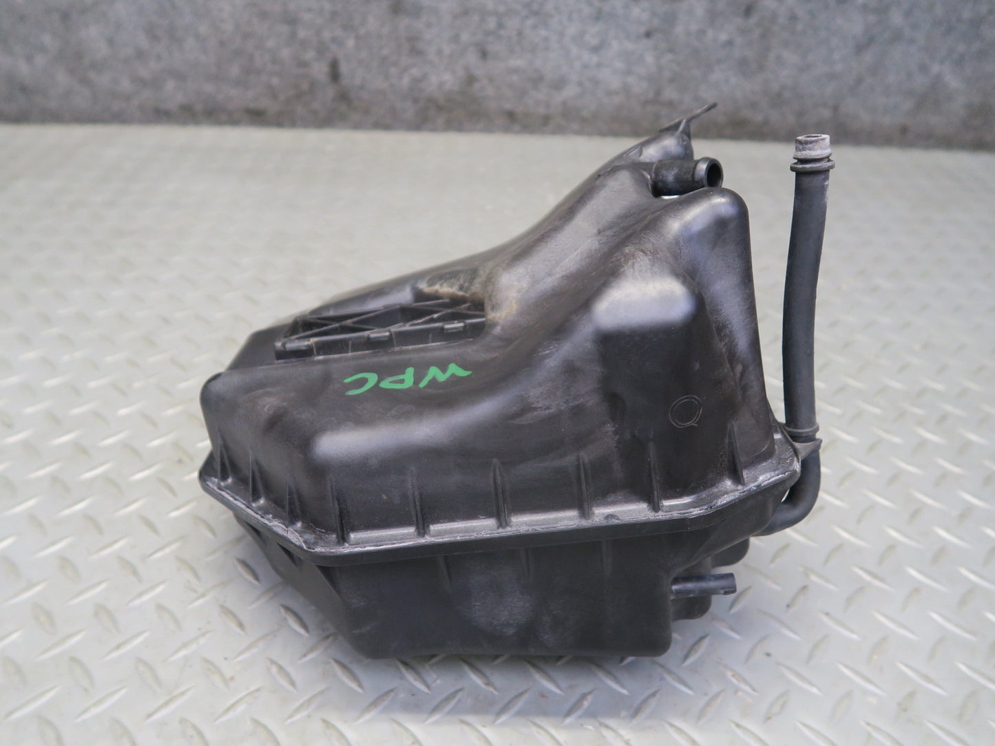 2003-2006 Porsche Cayenne 955 Engine Coolant Expansion Overflow Reservoir Tank