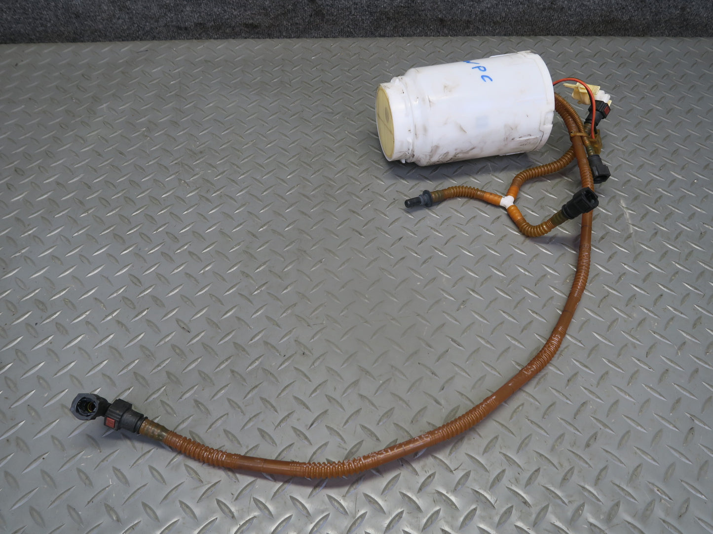2003-2006 Porsche Cayenne 955 Turbo Fuel Pump Level Sensor Sending Unit Set