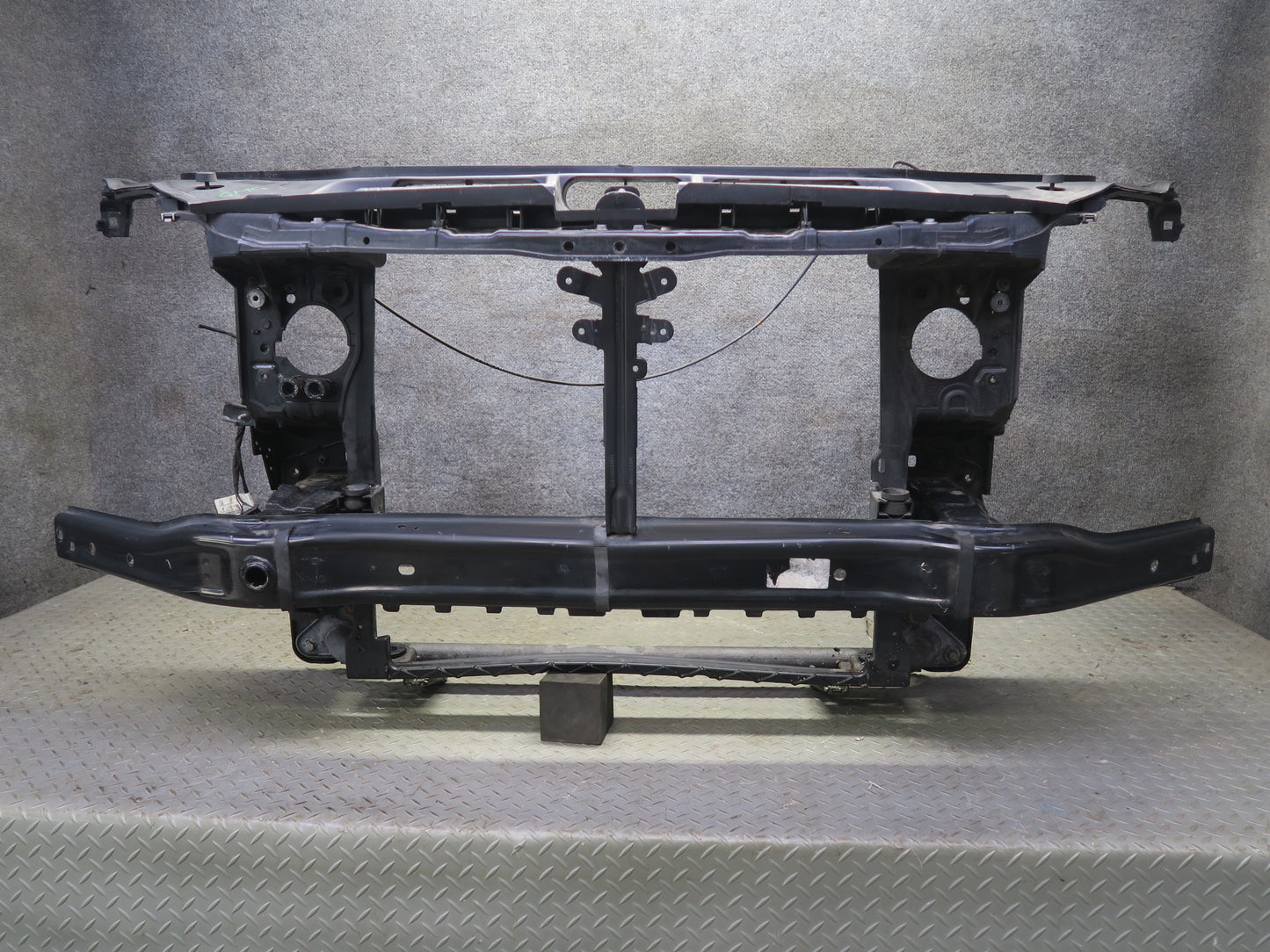 2013-2019 Mercedes X166 GLS450 Front Radiator Support Mount Bracket Panel