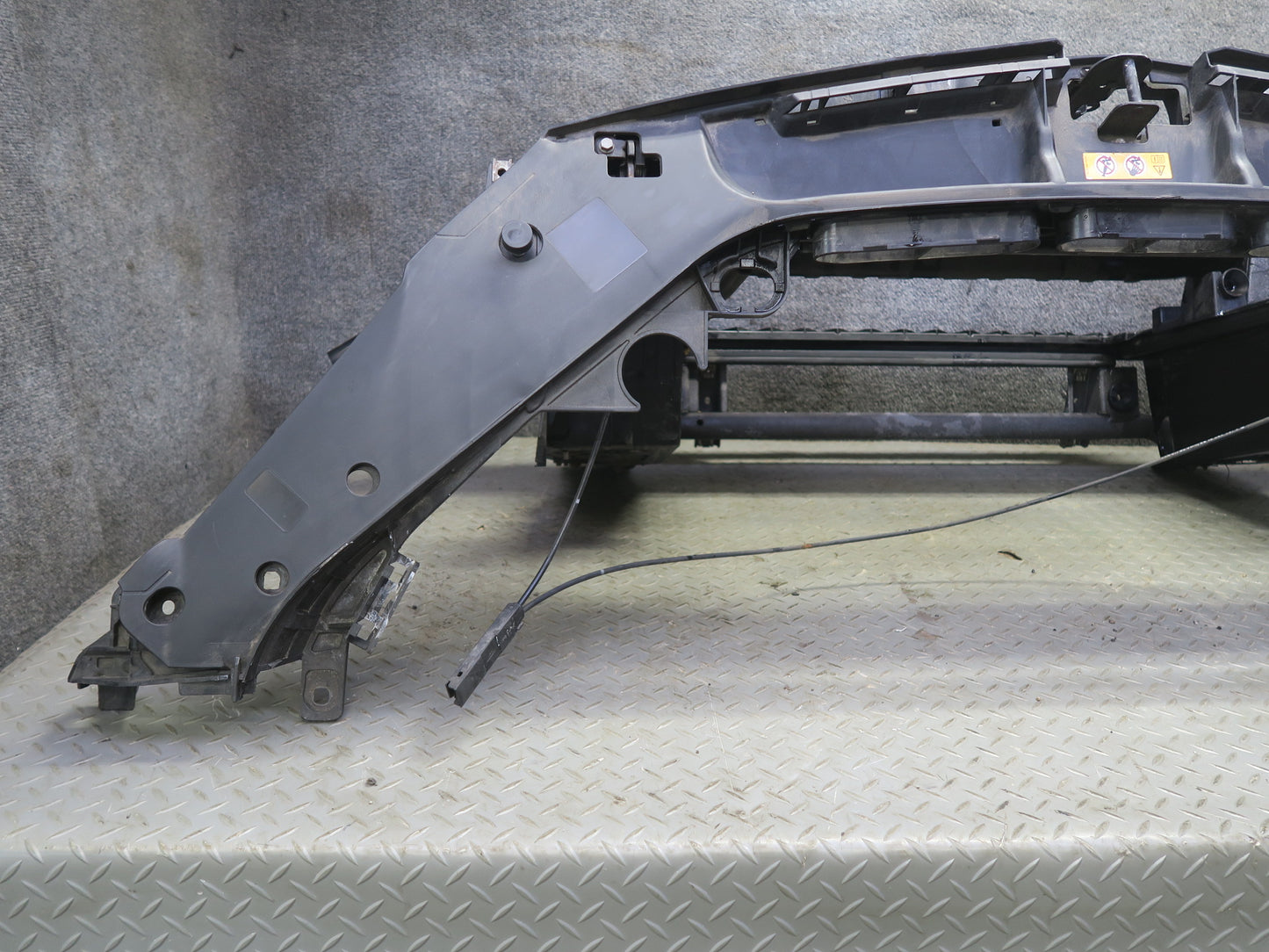 2013-2019 Mercedes X166 GLS450 Front Radiator Support Mount Bracket Panel