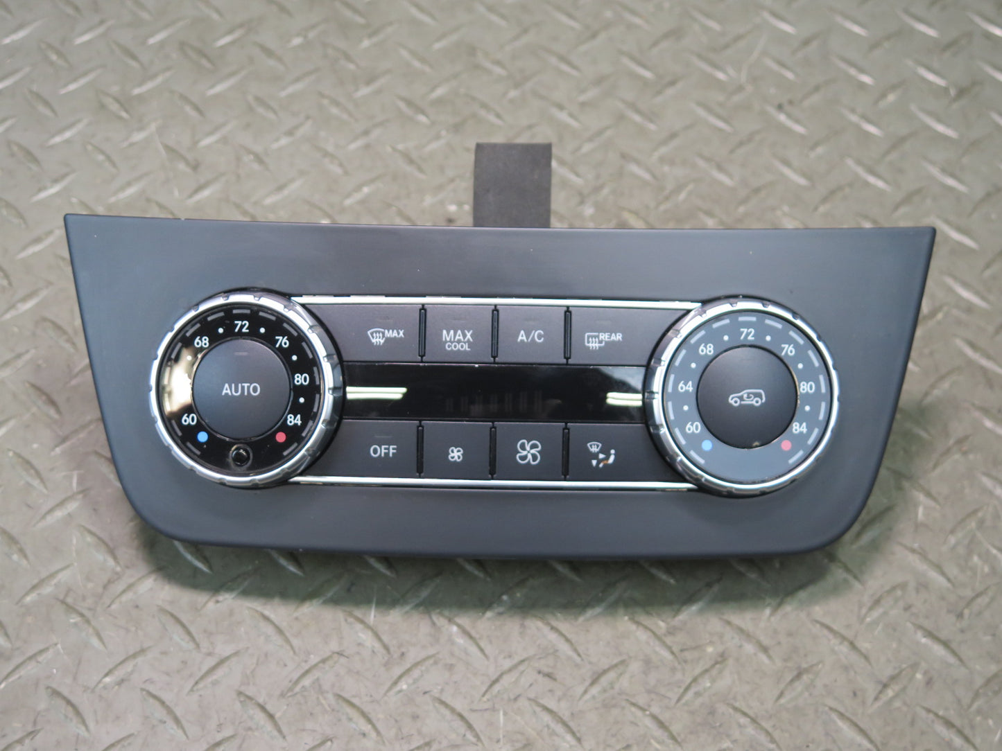 2017-2019 Mercedes X166 GLS450 Dash Hvac A/C Climate Control Switch Panel
