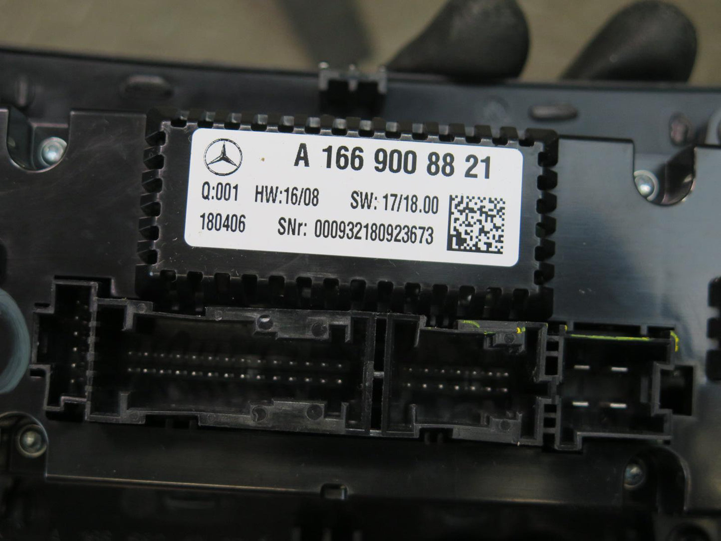2017-2019 Mercedes X166 GLS450 Dash Hvac A/C Climate Control Switch Panel