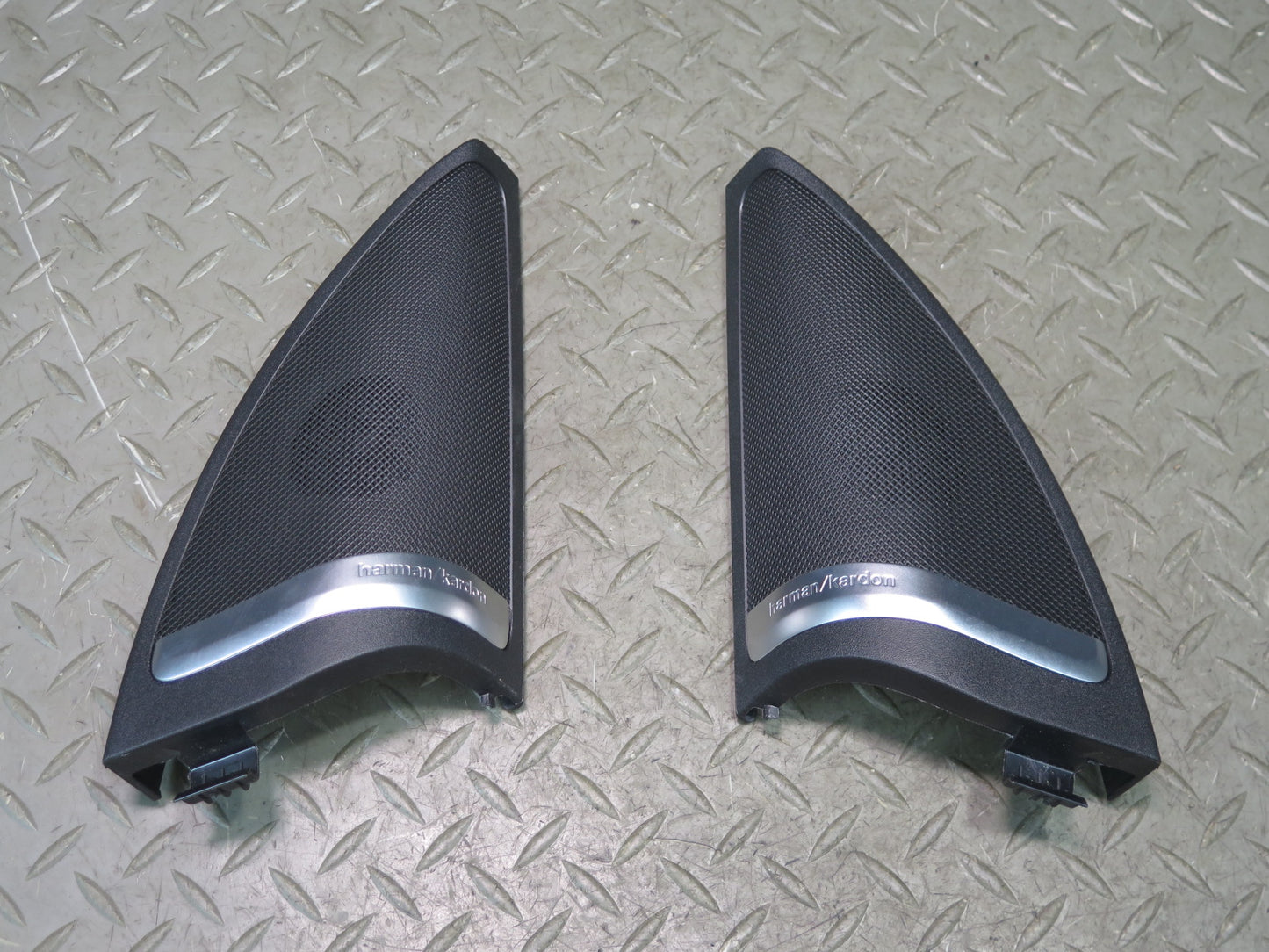 2013-2019 Mercedes X166 GLS450 Front Right Left Door Corner Speaker W/ Cover Set