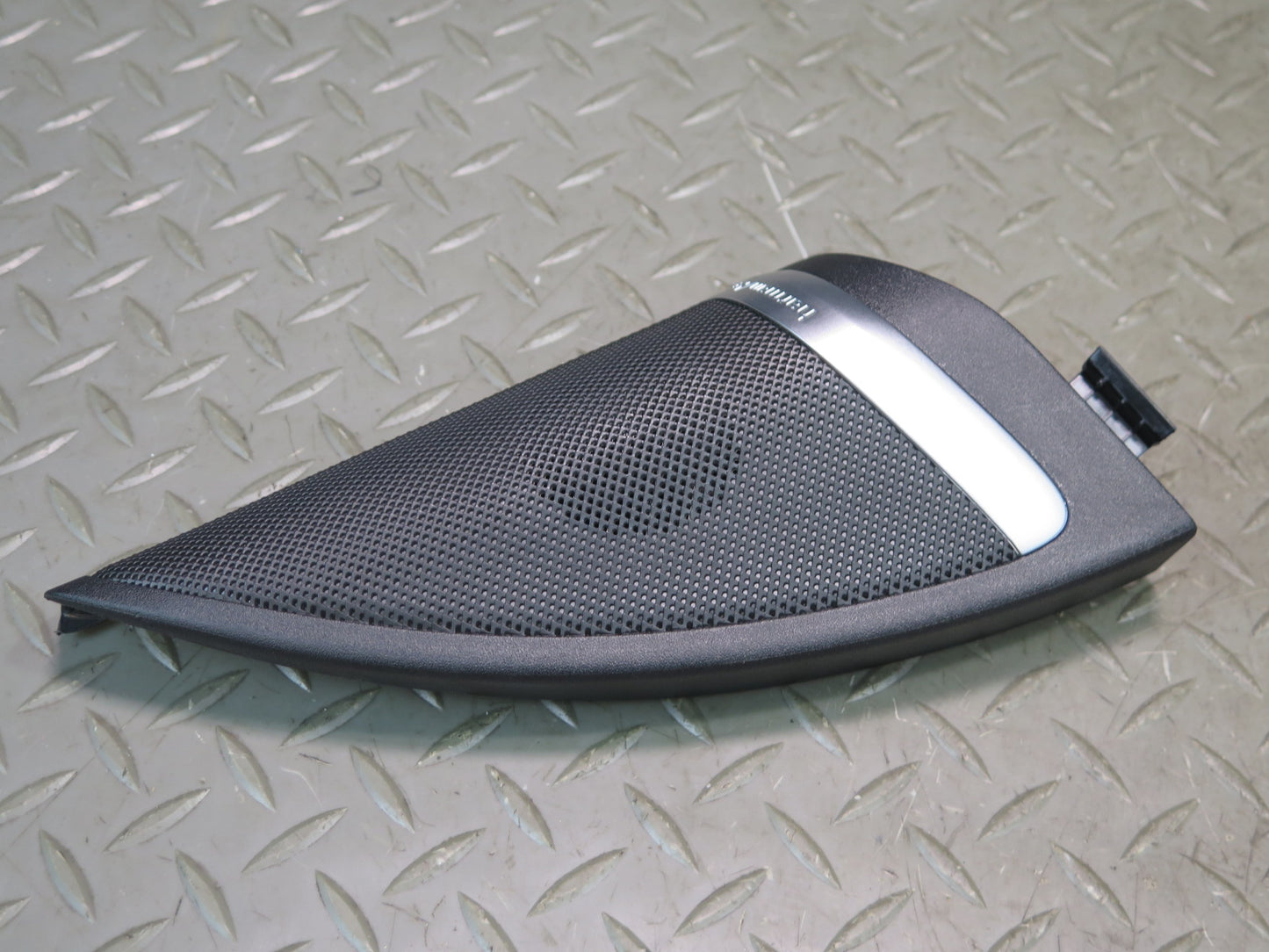 2013-2019 Mercedes X166 GLS450 Front Right Left Door Corner Speaker W/ Cover Set