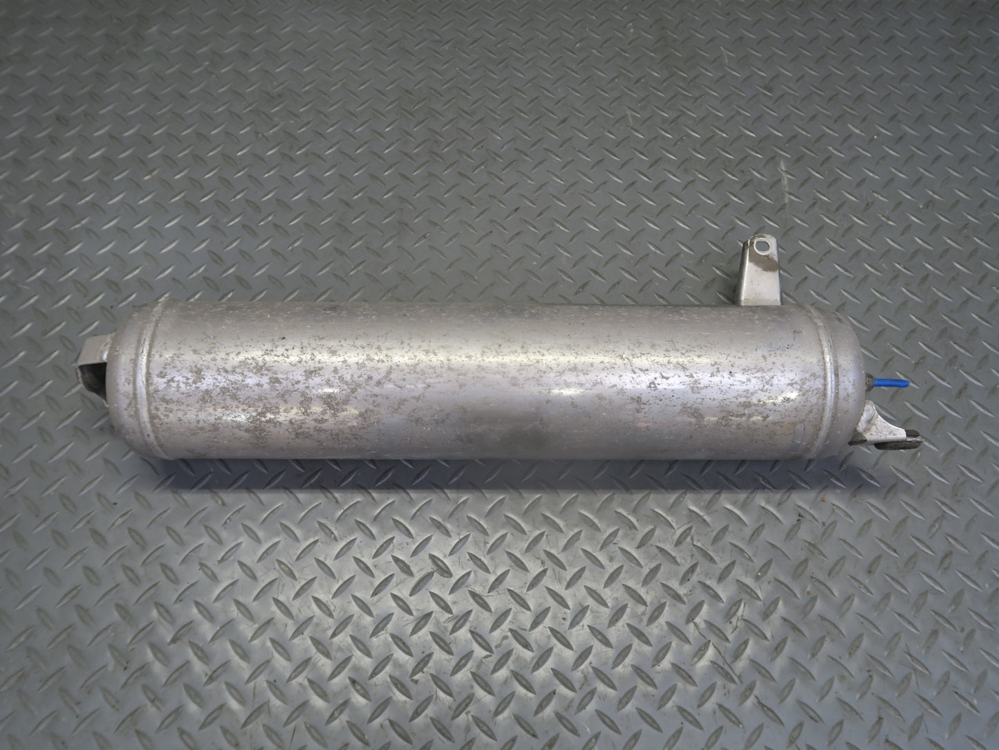 2003-2010 Porsche Cayenne 955 Air Suspension Pressure Tank Accumulator Set