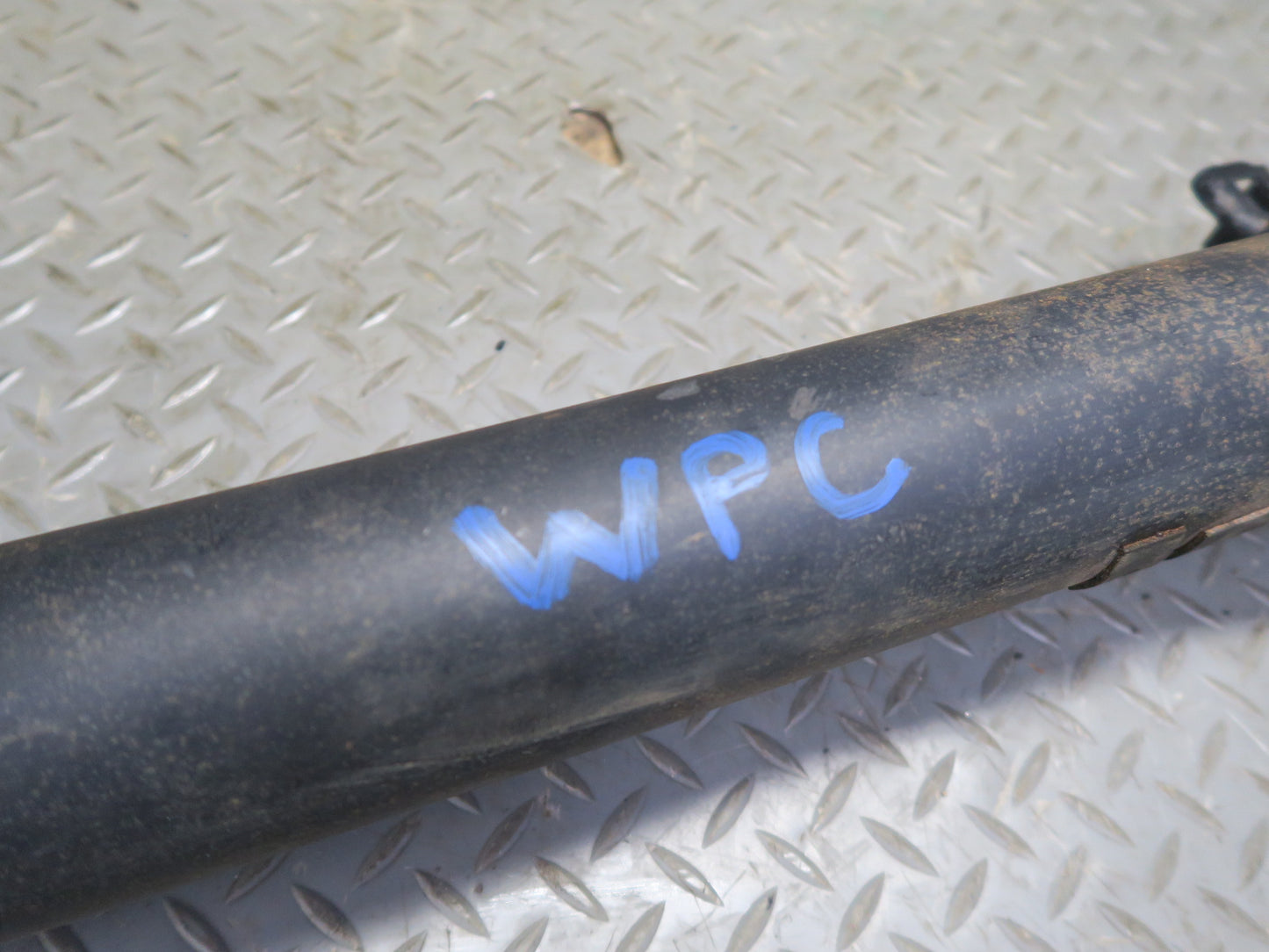 2003-2006 Porsche Cayenne 955 Turbo Rear Driveshaft Drive Shaft