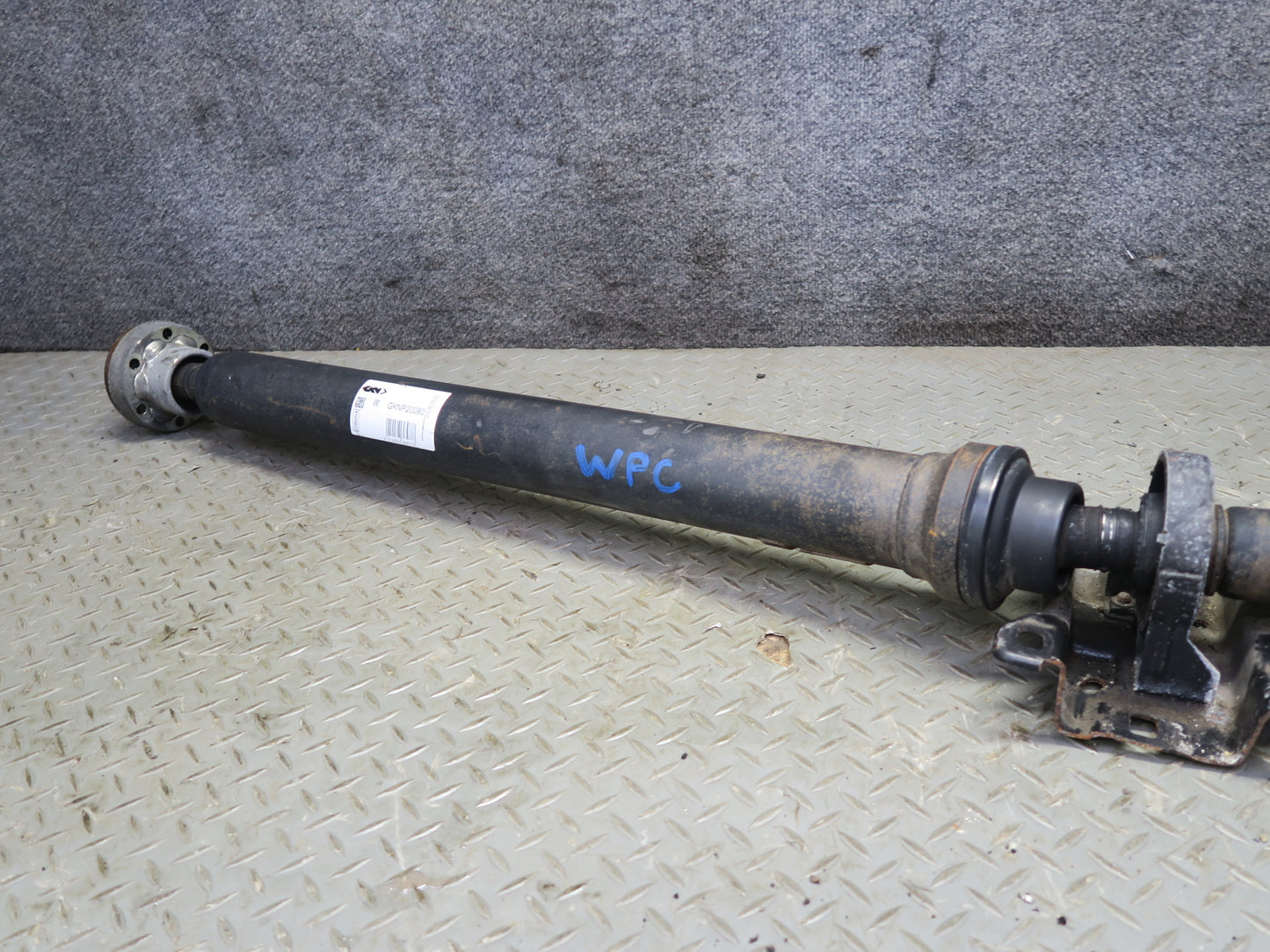 2003-2006 Porsche Cayenne 955 Turbo Rear Driveshaft Drive Shaft