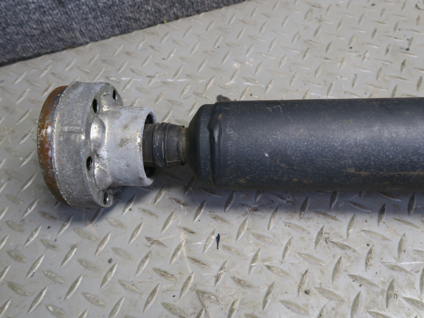 2003-2006 Porsche Cayenne 955 Turbo Rear Driveshaft Drive Shaft