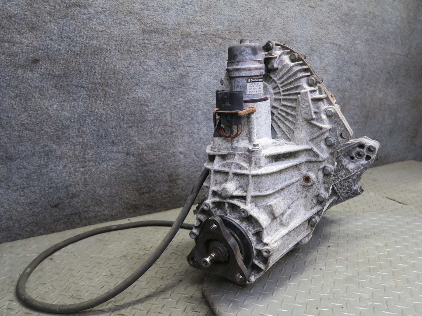2003-2006 Porsche Cayenne 955 4.5L Turbo Transfer Case Box 0AD341040Q 119k