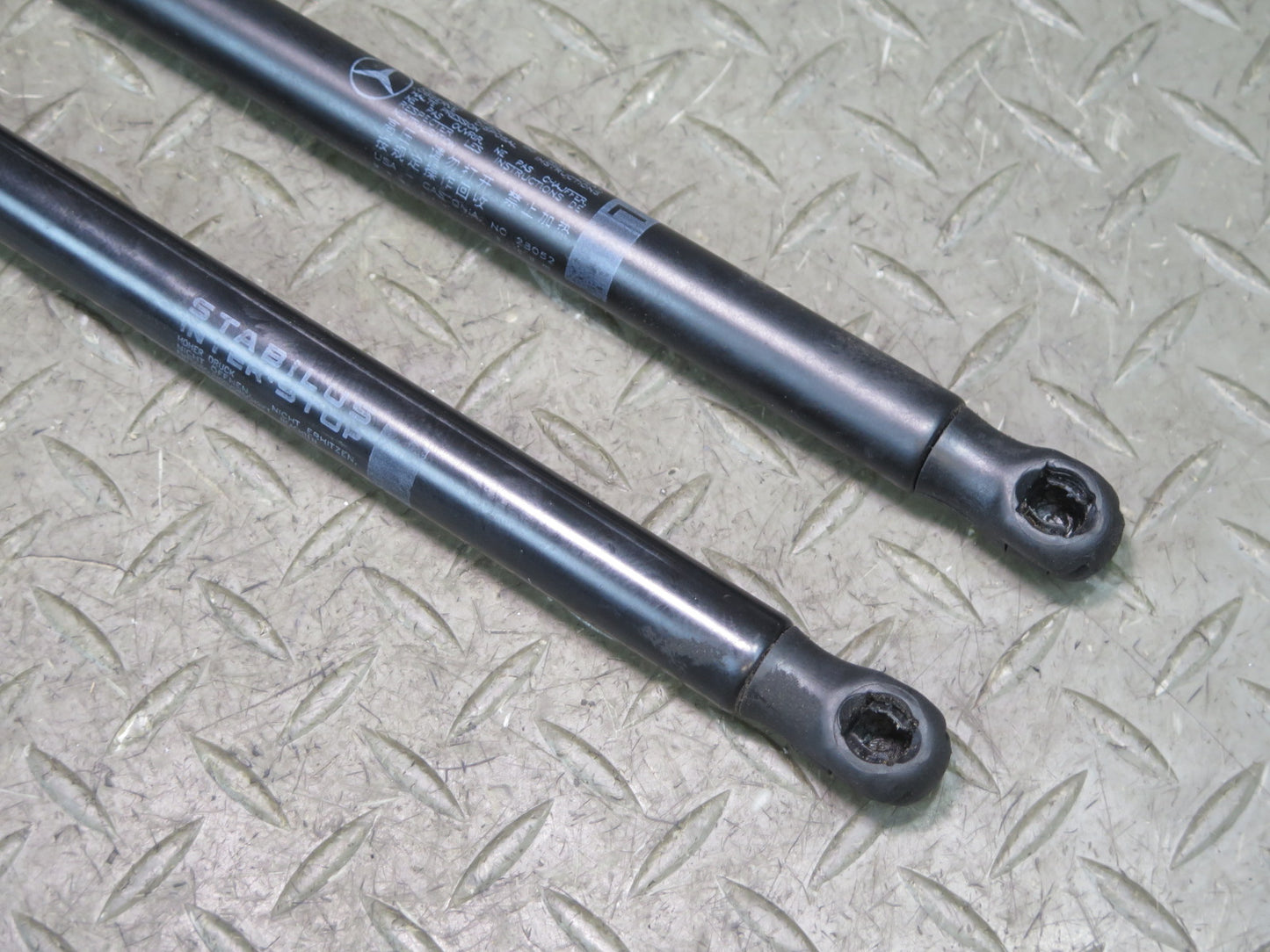 2017-2019 Mercedes X166 GLS450 Front Left & Right Hood Shock Support Set of 2