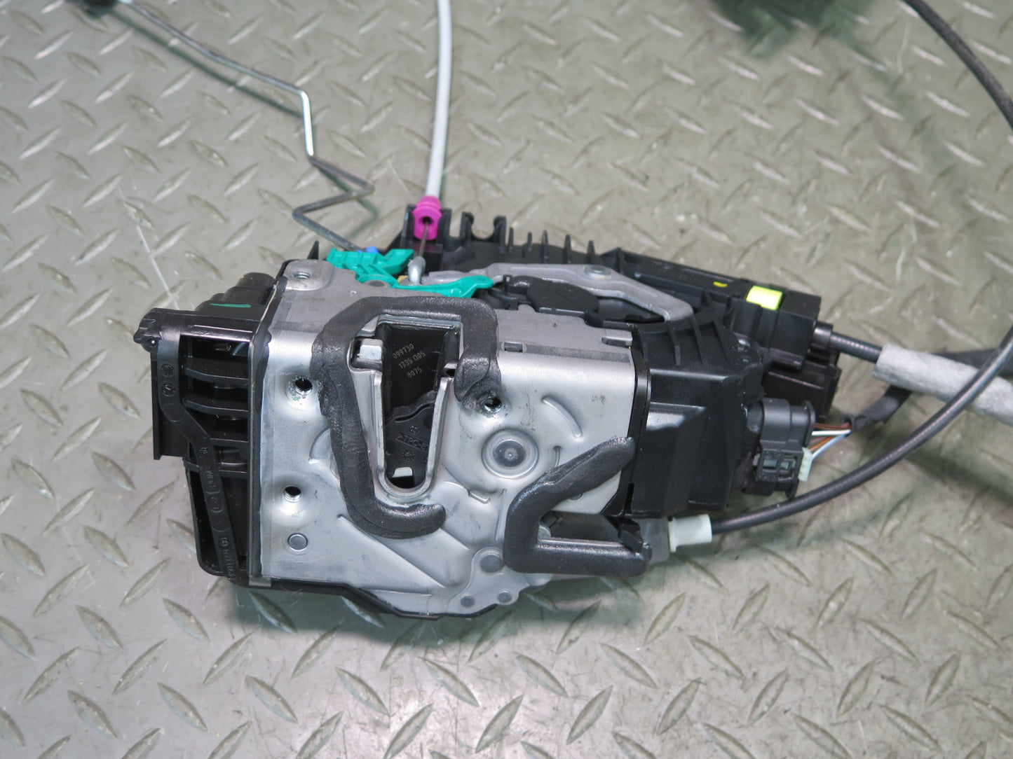 2013-2019 Mercedes X166 GLS450 Rear Left Door Lock Latch Actuator Soft Close