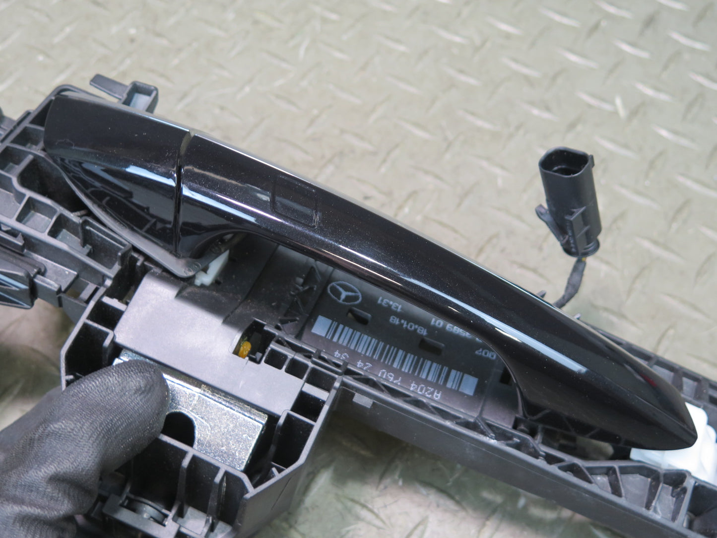2017-2019 Mercedes X166 GLS450 Rear Right Passenger Side Exterior Door Handle