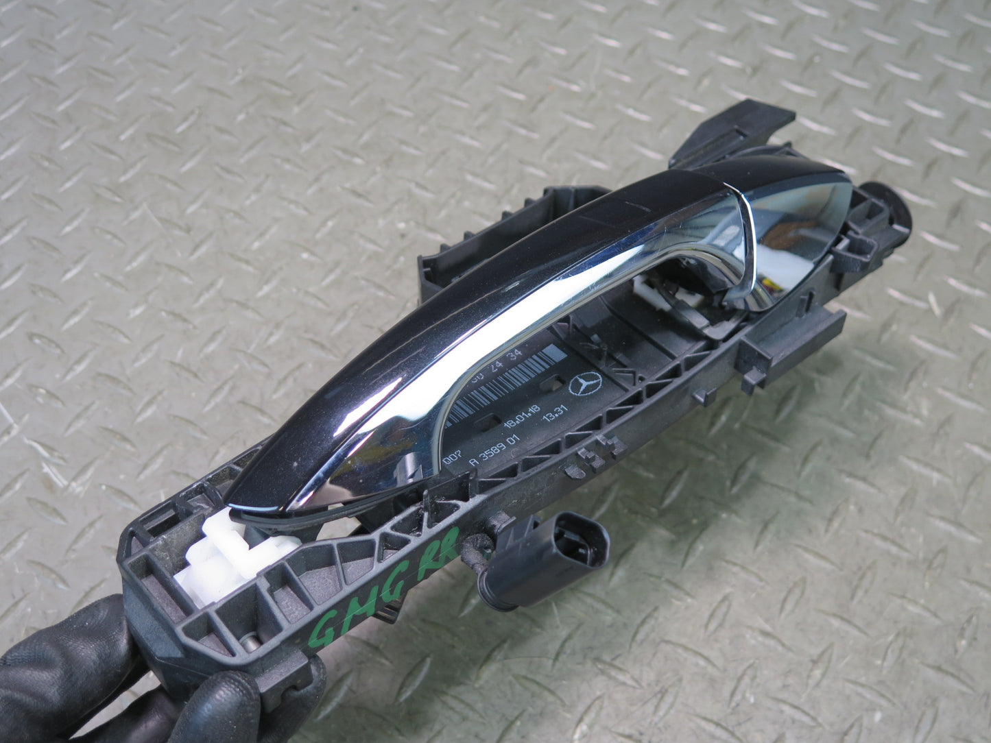 2017-2019 Mercedes X166 GLS450 Rear Right Passenger Side Exterior Door Handle