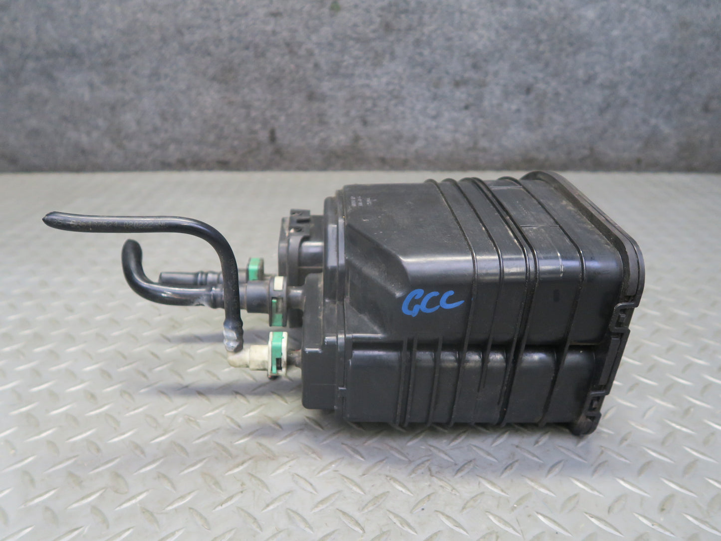 16-24 Chevrolet Camaro SS Fuel Evap Vapor Charcoal Canister 84082814 OEM
