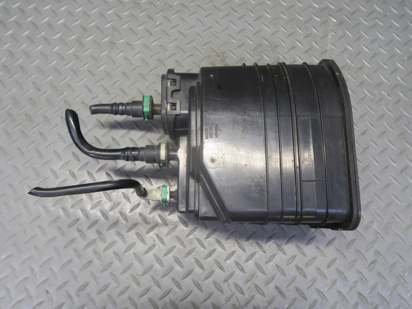 16-24 Chevrolet Camaro SS Fuel Evap Vapor Charcoal Canister 84082814 OEM