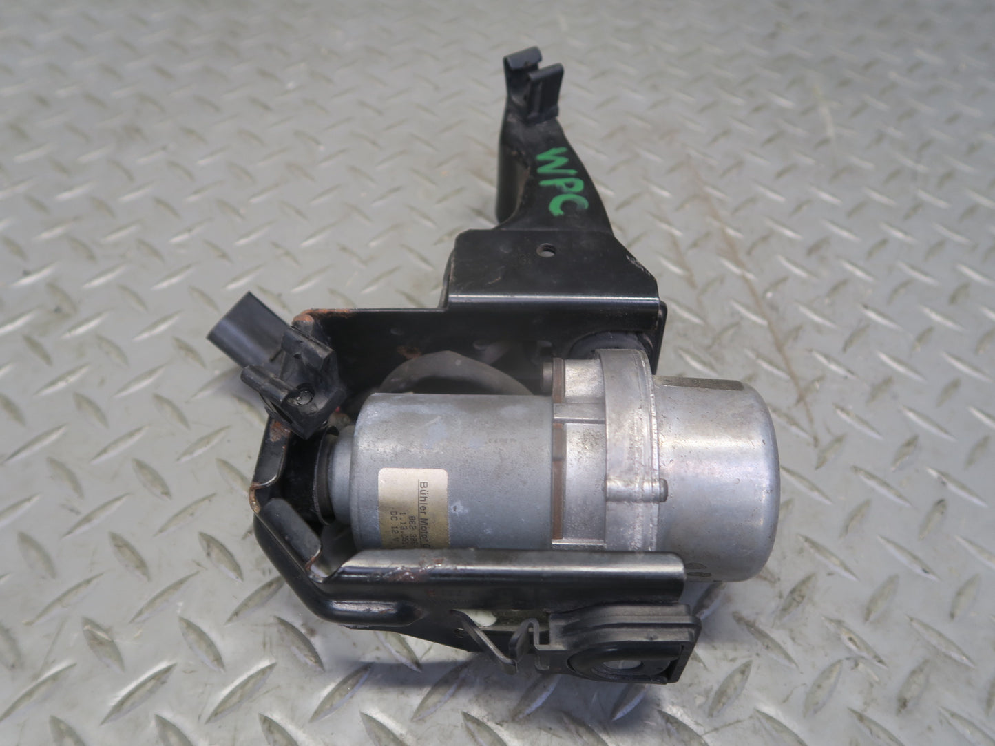 2003-2010 Porsche Cayenne 955 Brake Booster Vacuum Pump 8E0927317A