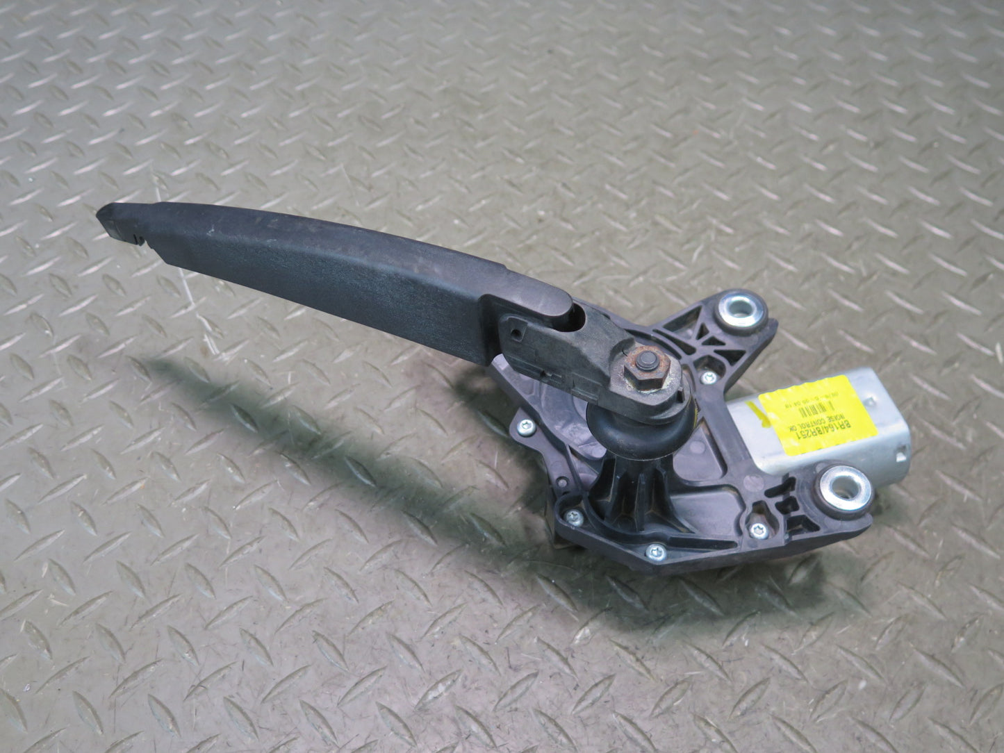 2017-2019 Mercedes X166 GLS450 Tailgate Back Window Glass Wiper Arm W/ Motor