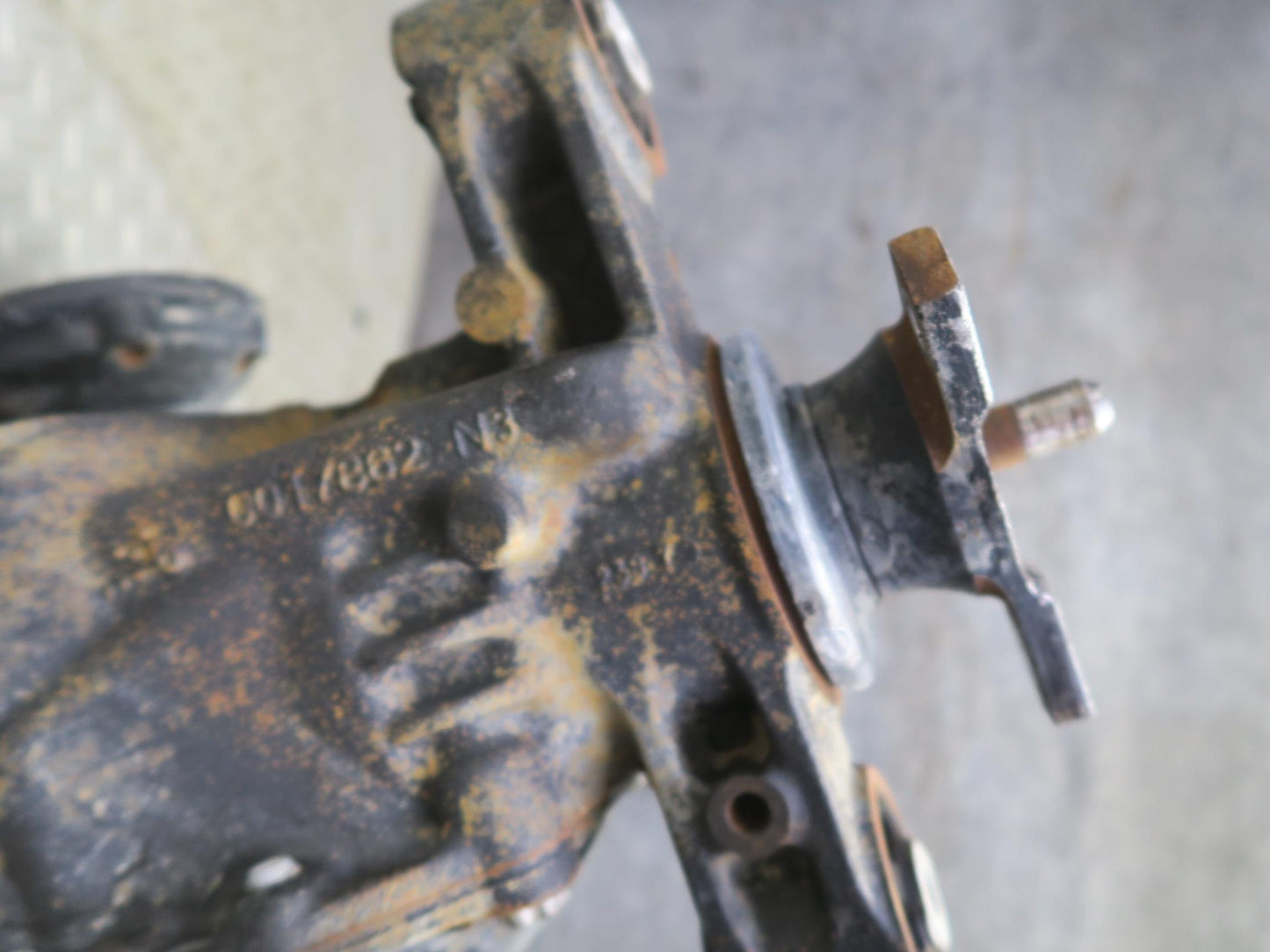 16-24 Chevrolet Camaro SS LT1 A/T Rear Axle Differential Carrier 2.77 Ratio OEM