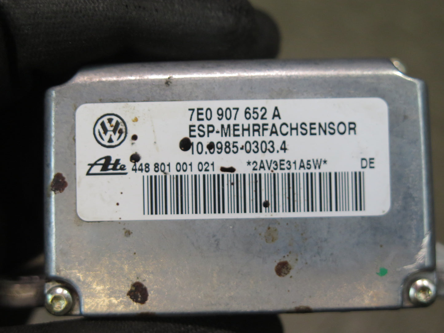 2003-2006 Porsche Cayenne 955 Turbo YAW Turn Rate Acceleration Speed Sensor
