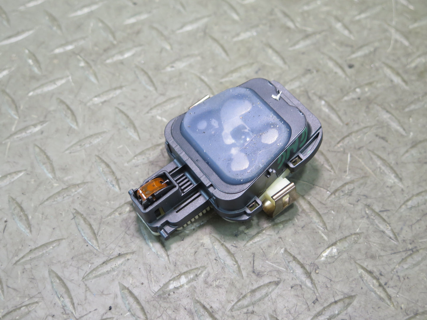 2017-2019 Mercedes X166 GLS450 Front Rain & Light Sensor Module Unit
