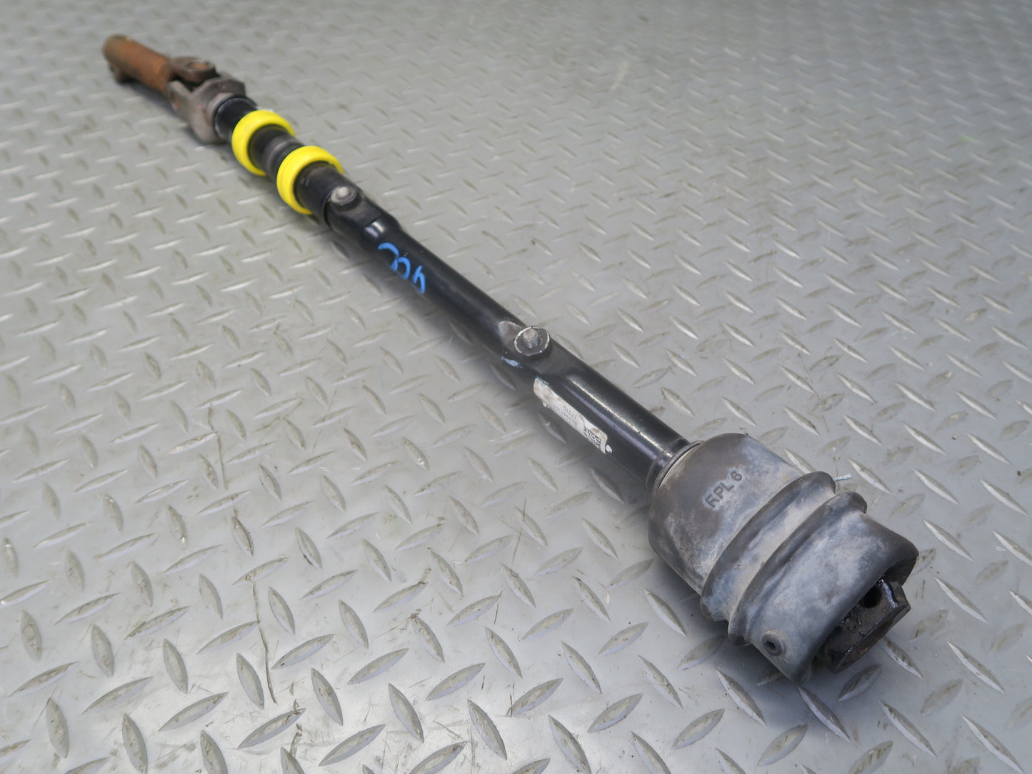 16-24 Chevrolet Camaro SS Steering Column Intermediate Shaft 84181960 OEM