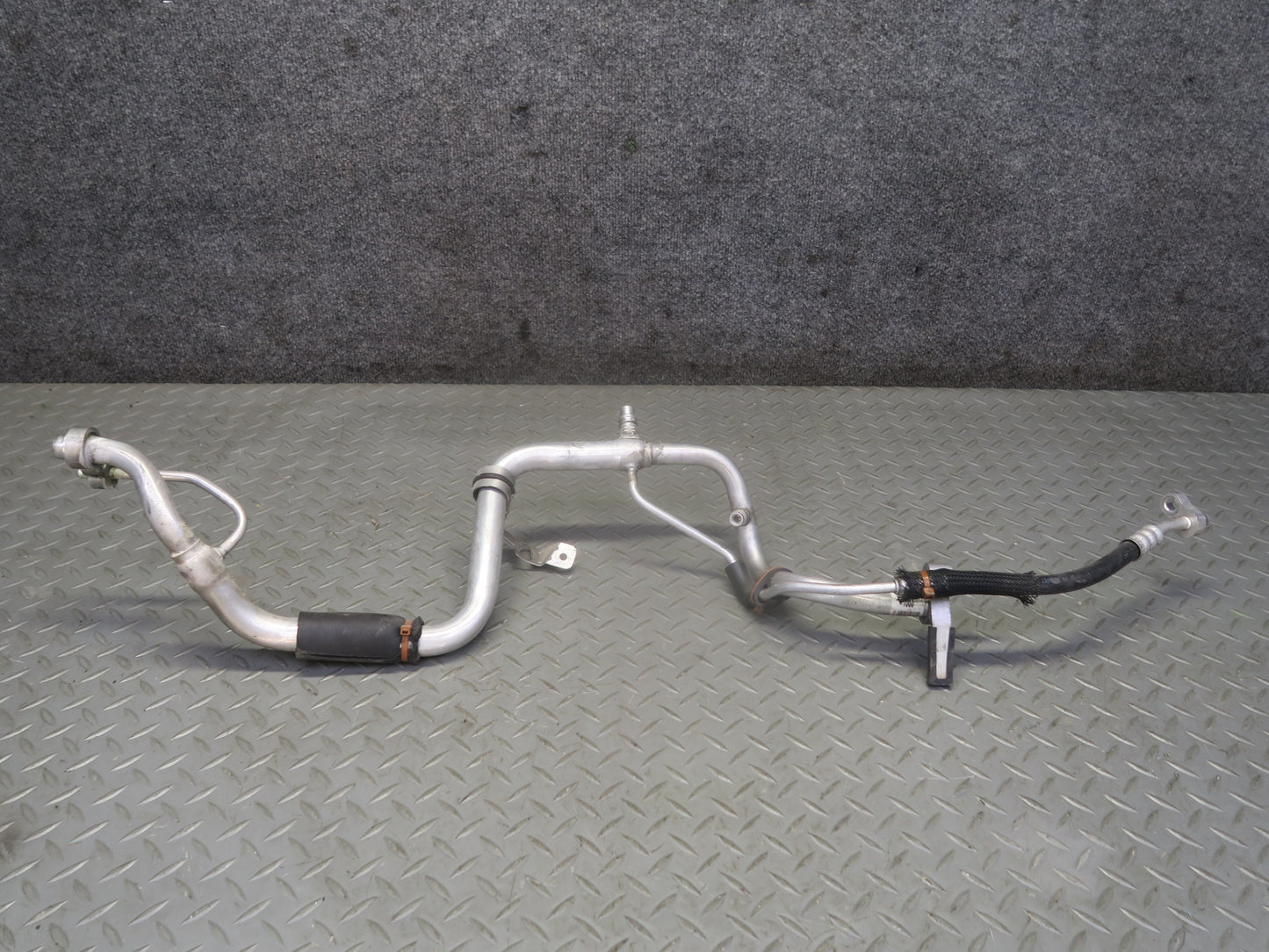 16-24 Chevrolet Camaro SS 6.2L A/C Air Condition Hose Pipe Line Set of 2 OEM