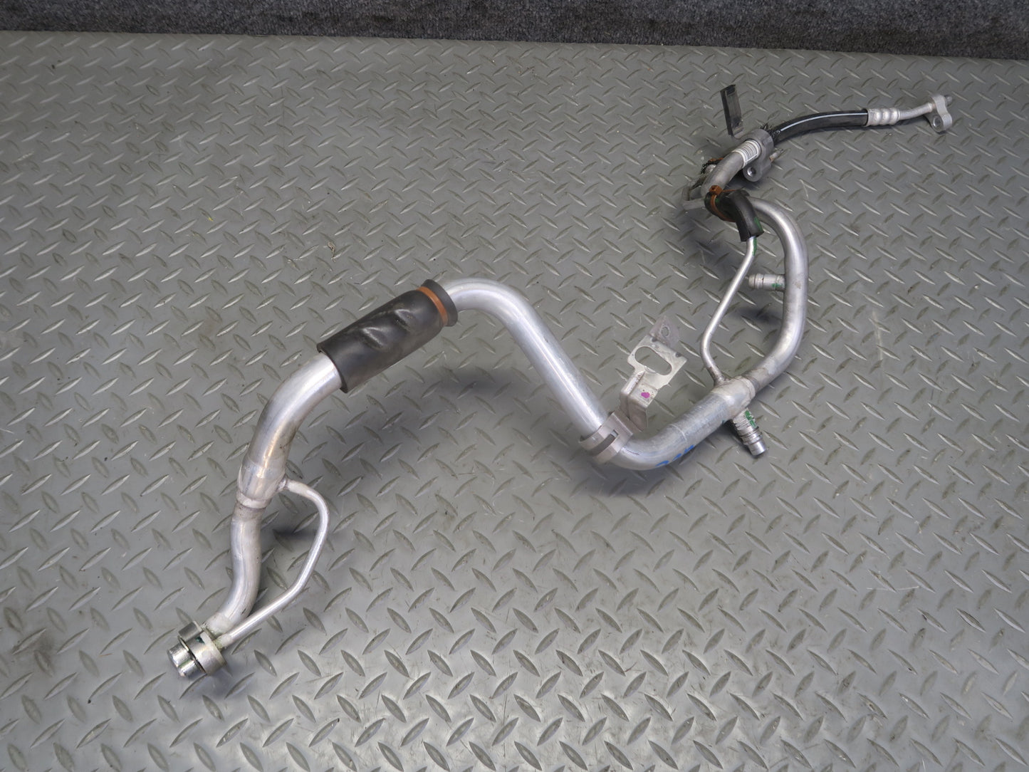 16-24 Chevrolet Camaro SS 6.2L A/C Air Condition Hose Pipe Line Set of 2 OEM
