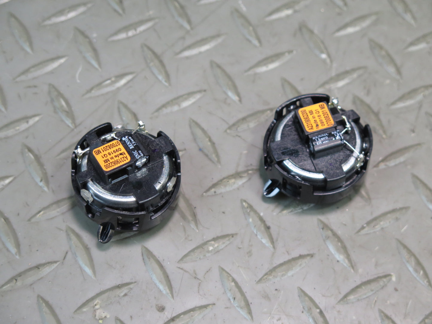 2013-2019 Mercedes X166 GLS450 Right & Left Side Door Audio Tweeter Speaker Set