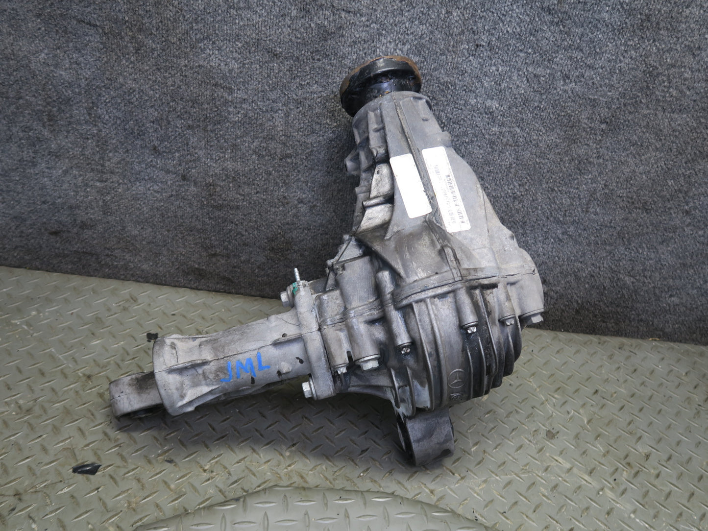 10-11 Mercedes W164 ML350 AWD Diesel Front Differential Carrier 3.45 Ratio OEM