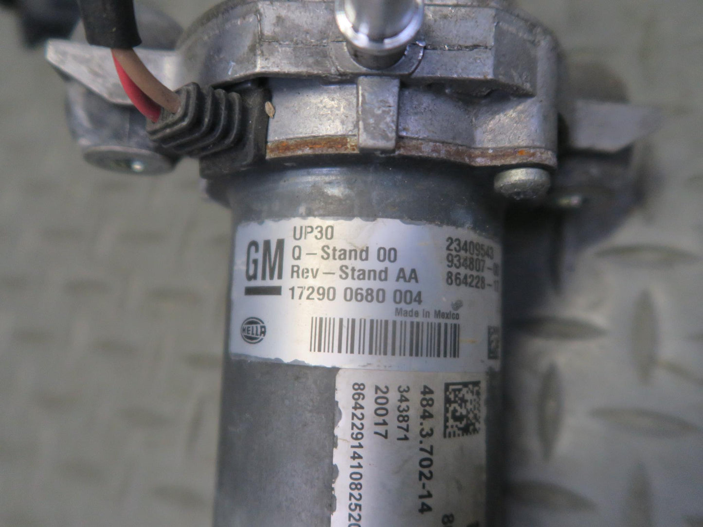 16-24 Chevrolet Camaro SS 6.2L Power Brake Booster Vacuum Pump 110K Miles OEM