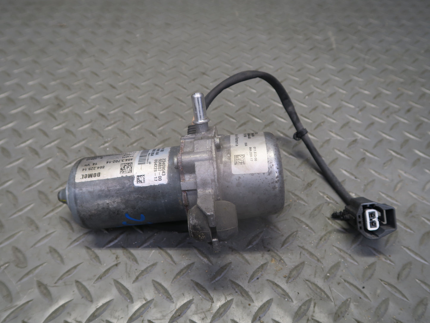 16-24 Chevrolet Camaro SS 6.2L Power Brake Booster Vacuum Pump 110K Miles OEM