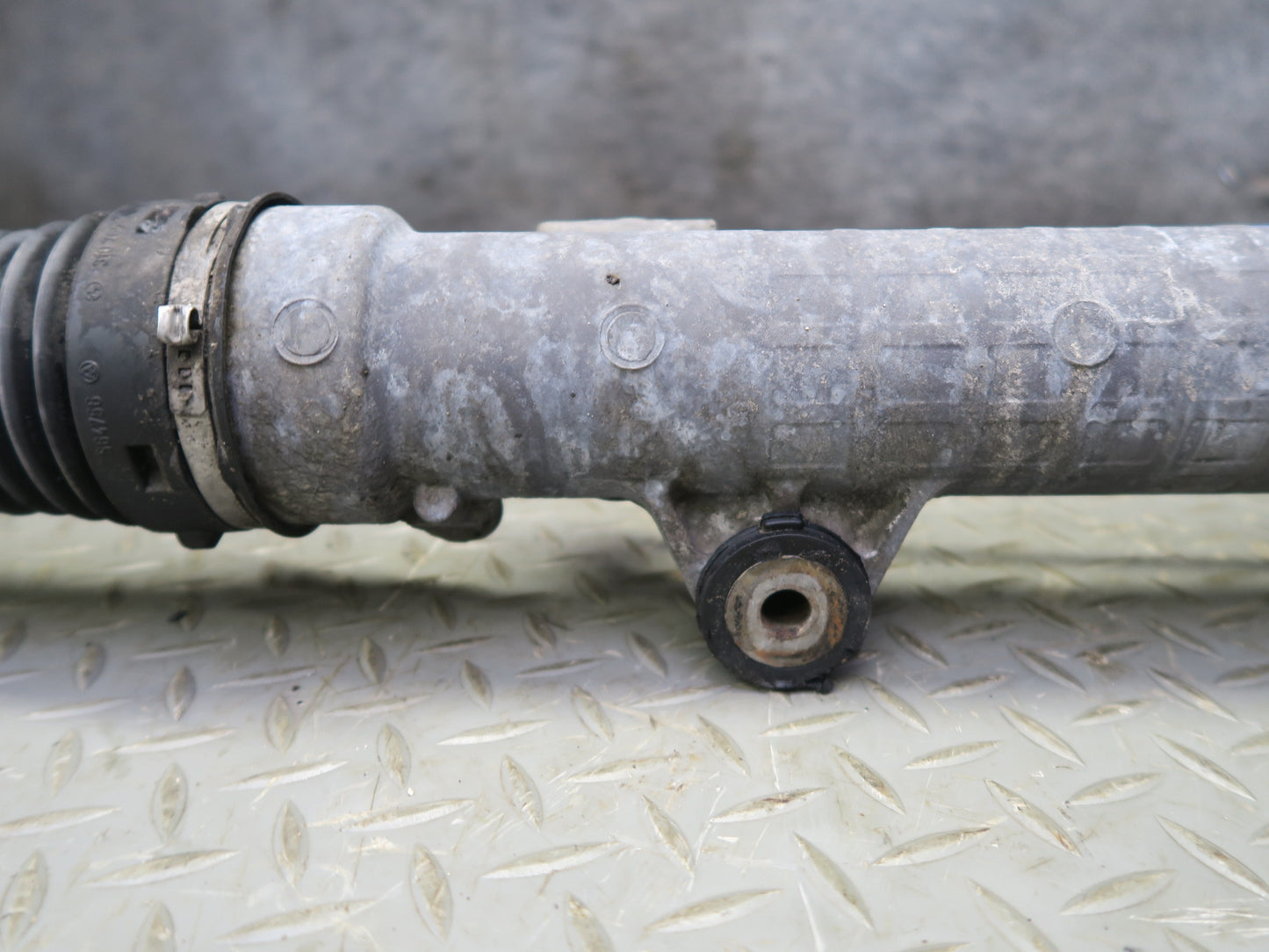 07-11 Mercedes W164 ML350 AWD Power Steering Rack & Pinion 1644600500 OEM