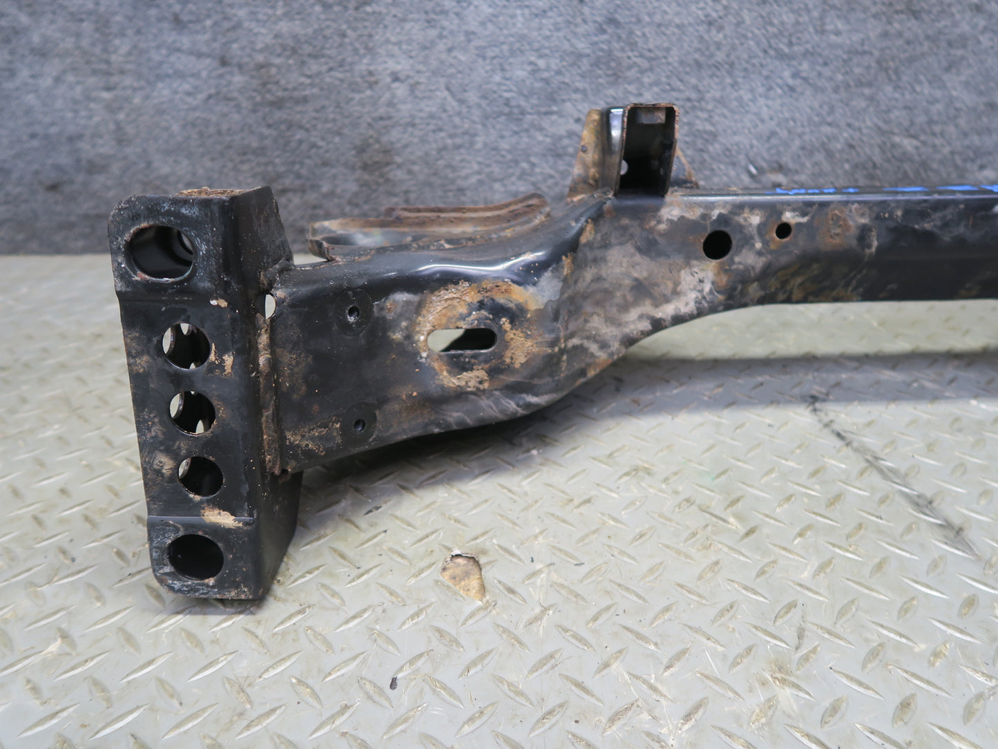 03-09 Nissan 350Z Z33 Front Suspension Subframe Crossmember Carrier 34K Mile OEM