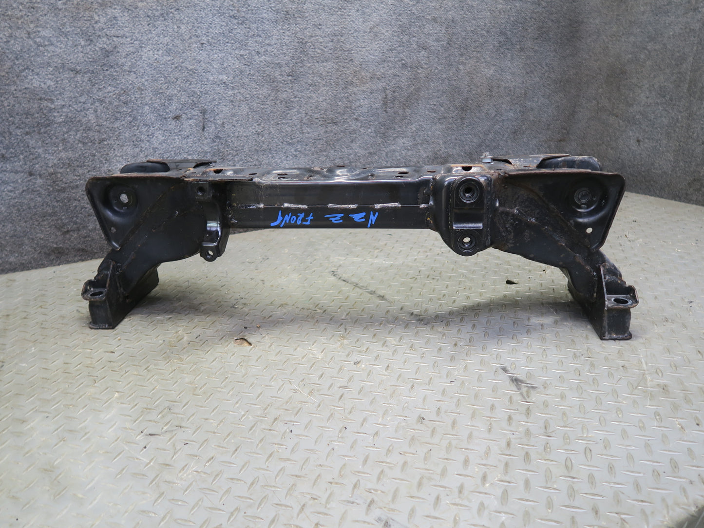 03-09 Nissan 350Z Z33 Front Suspension Subframe Crossmember Carrier 34K Mile OEM