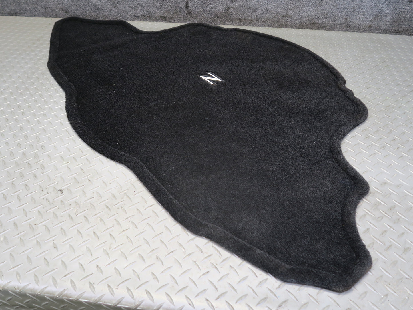 04-09 Nissan Z33 350Z Convertible Rear Trunk Carpet MAT Black 999E3-ZQ000 OEM