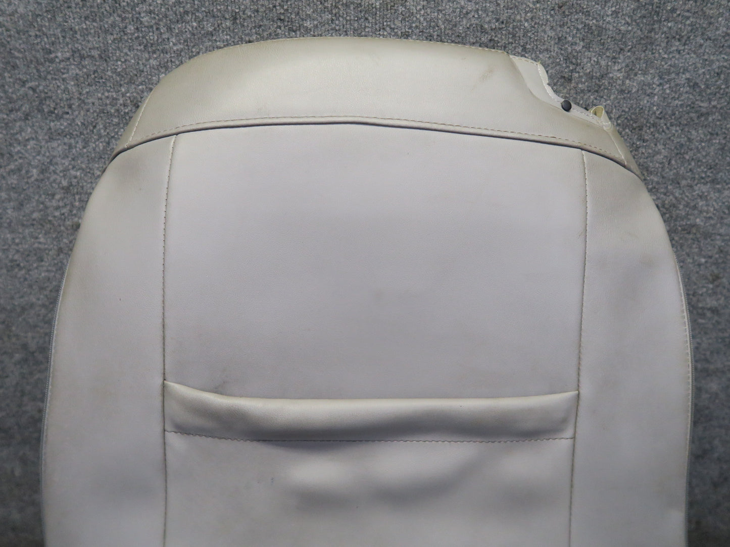 16-20 Chevrolet Camaro SS Front Right Seat Upper Leather Cushion Ash Gray OEM