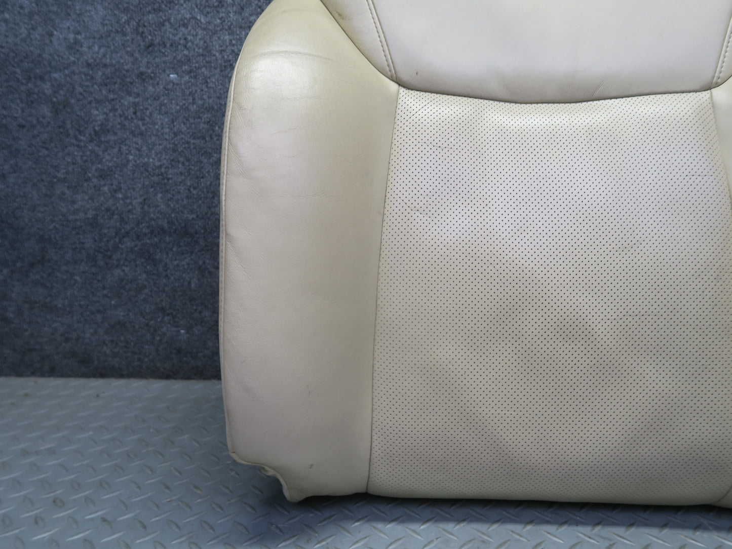 2008-2010 Lexus URJ201L LX570 Front Left Side Leather Seat Upper Cushion