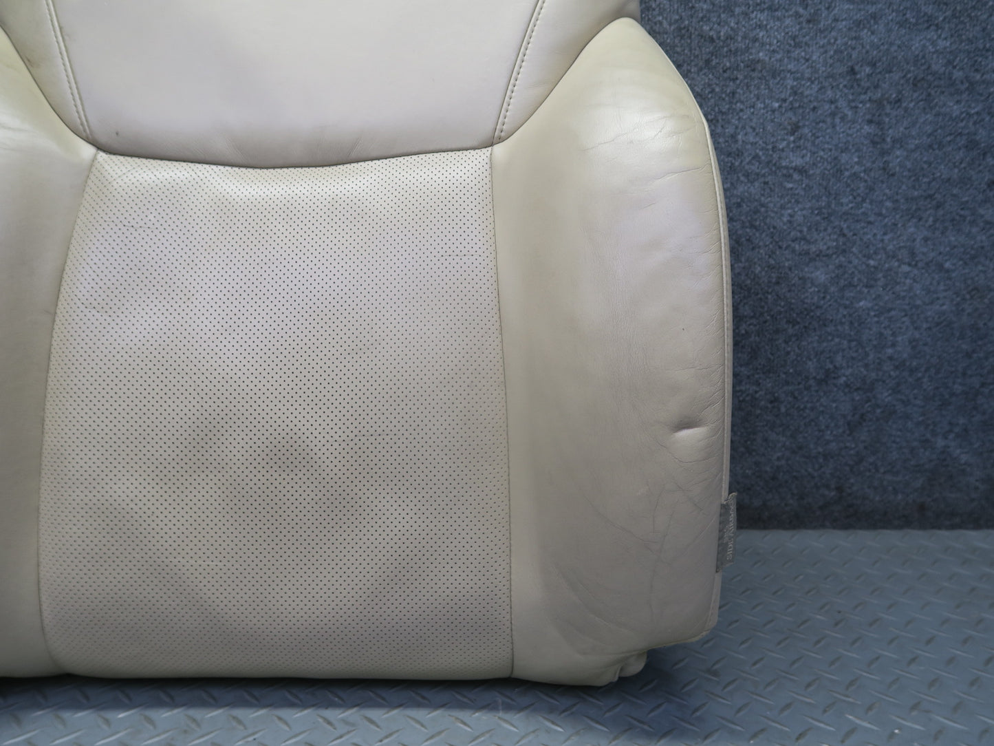 2008-2010 Lexus URJ201L LX570 Front Left Side Leather Seat Upper Cushion
