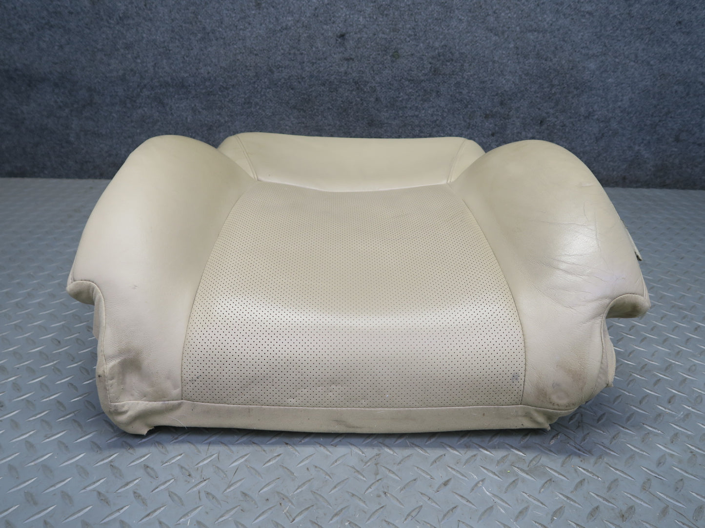 2008-2010 Lexus URJ201L LX570 Front Left Side Leather Seat Upper Cushion