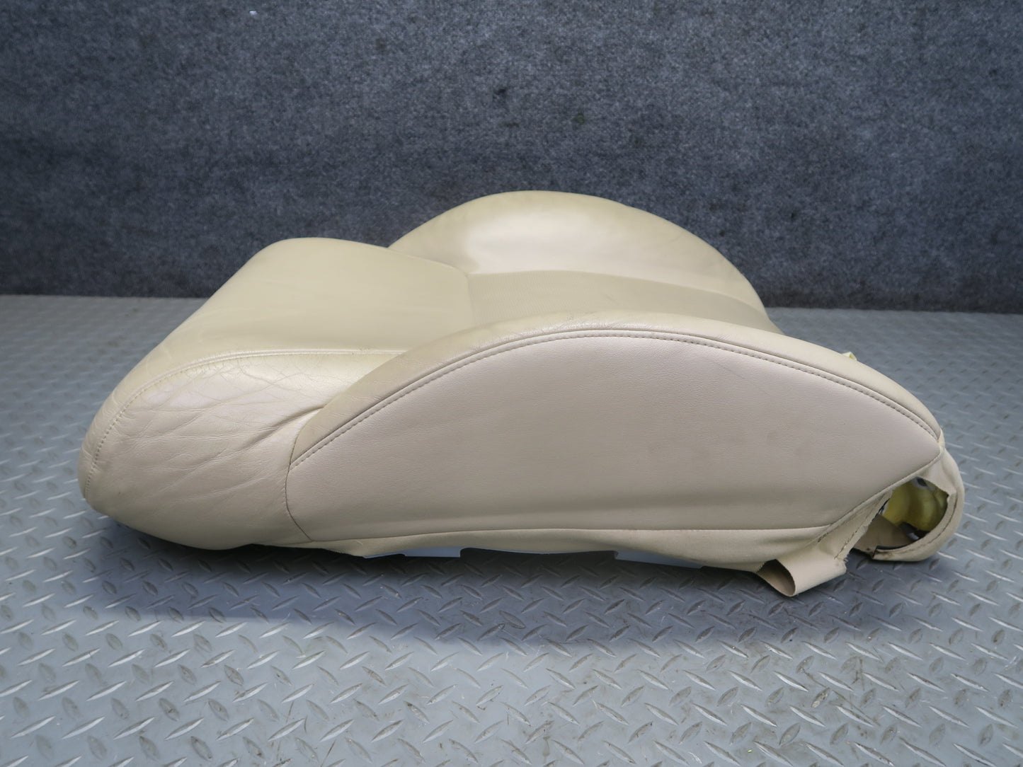 2008-2010 Lexus URJ201L LX570 Front Left Side Leather Seat Upper Cushion
