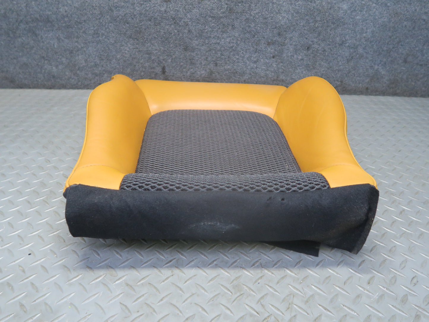 04-05 Nissan 350Z Z33 Convertible Front Right Seat Lower Leather Cushion 34K OEM