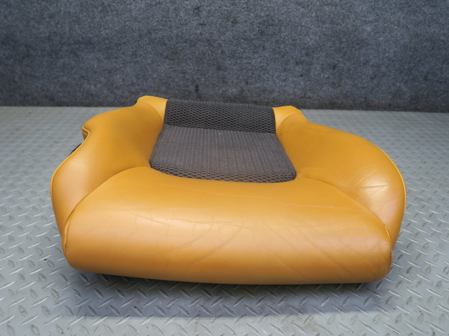 04-05 Nissan 350Z Z33 Convertible Front Left Seat Lower Leather Cushion 34K OEM